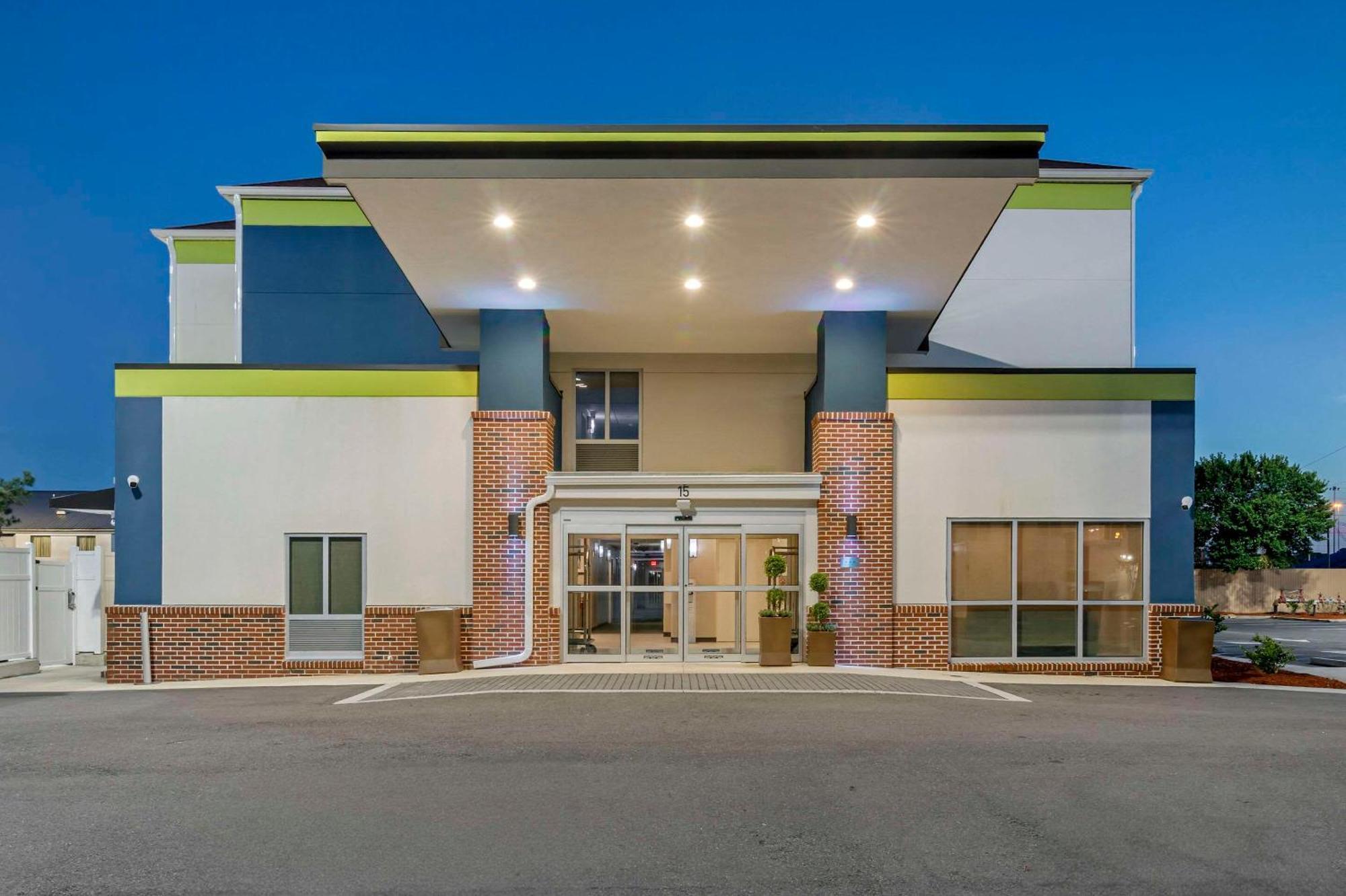 Comfort Inn & Suites 不伦瑞克 外观 照片