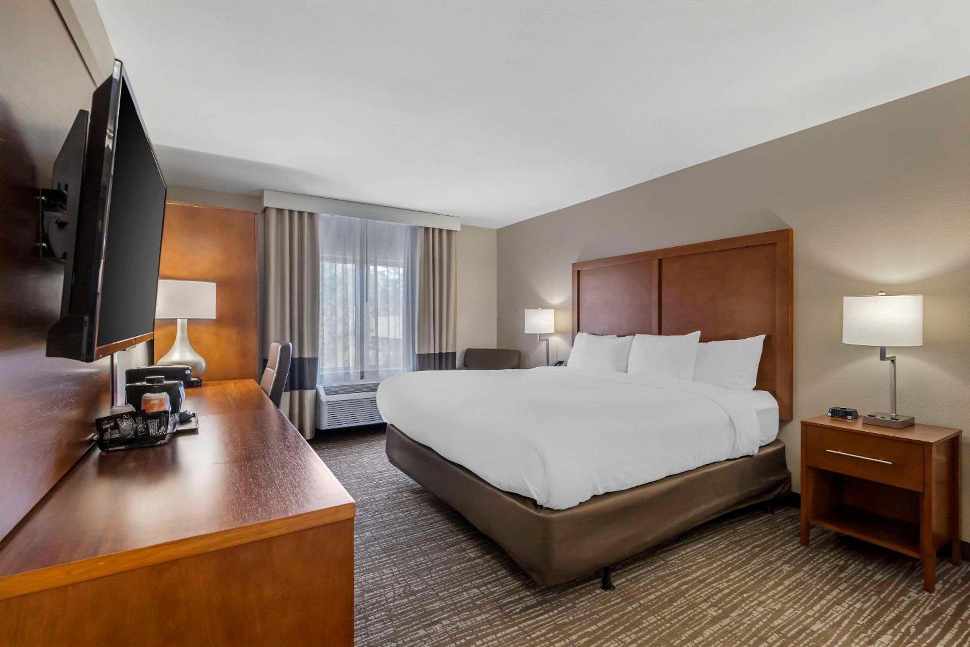 Comfort Inn & Suites 不伦瑞克 外观 照片