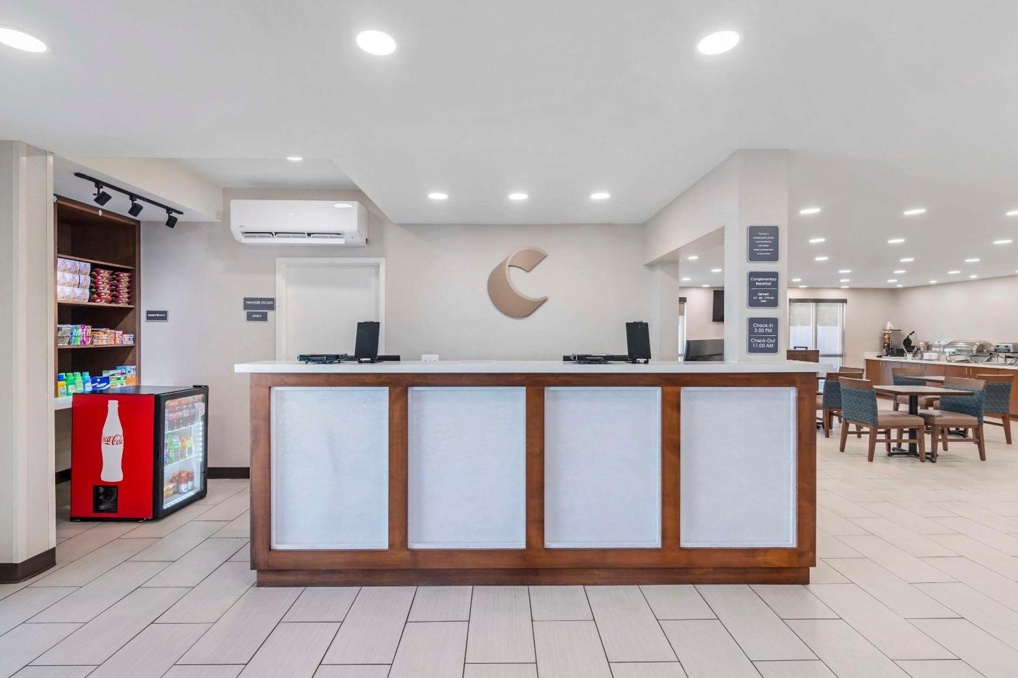 Comfort Inn & Suites 不伦瑞克 外观 照片